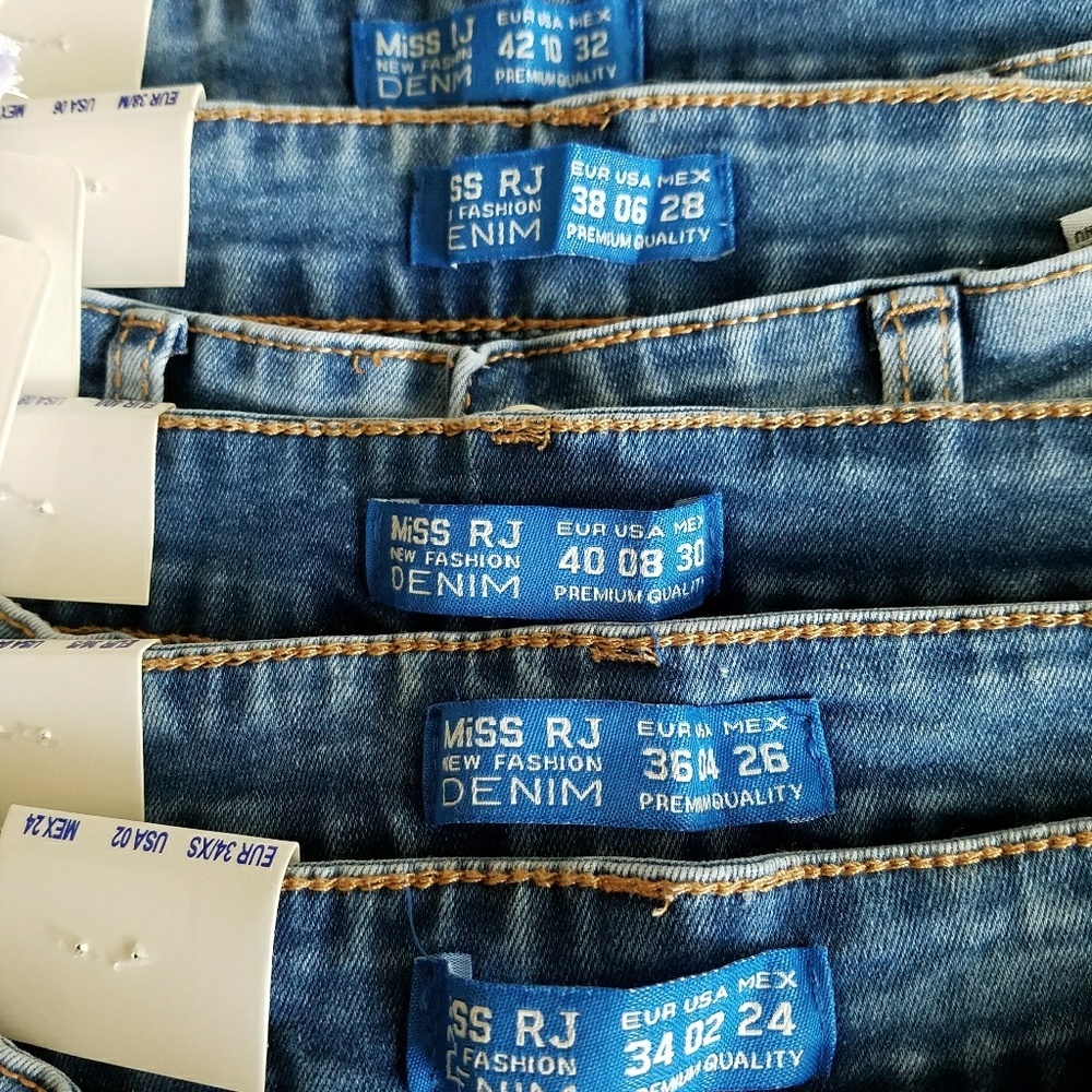 Tie up the side, stretchy jeans from Paris only 1 left - size 2 - Picture 3 of 4